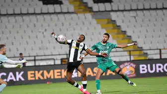 Manisa 19 Mayıs Stadı'nda sessiz gece: Gol sesi çıkmadı