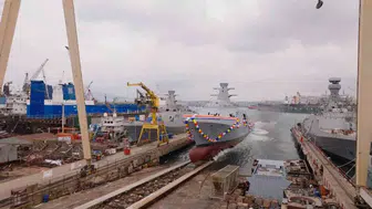 Türkiye Malezya için ürettiği üç korveti denize indirdi