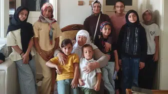 Bayburtlu gençler büyüklerin kapısını çaldı