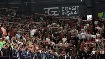 Karşıyaka üç branşta taraftarına seslendi
