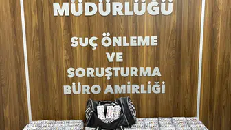 Gaziemir'de uyuşturucu operasyonu ile binlerce hap ele geçirildi