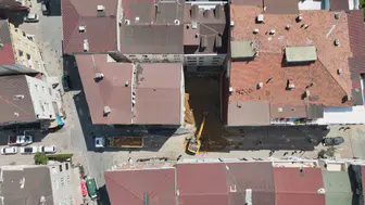 Sultangazi’de inşaat kazısı komşu binayı tehlikeye attı