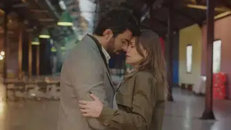Enfes Bir Akşam 2. sezon ne zaman? Engin Akyürek ve Aslı Enver'li diziden beklenen haber geldi