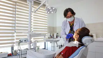 Diş tedavisi ücretsiz Çankaya’da randevu almak için tek şart var