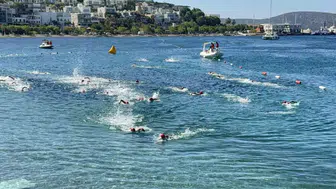 Bodrum'da sağlık için denize girenlerin sayısı her yıl artıyor İkinci 'Sağlığa Kulaç At' buluşması tamamlandı