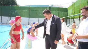 Yenişehir’de 140 çocuk yüzme eğitimini başarıyla tamamladı