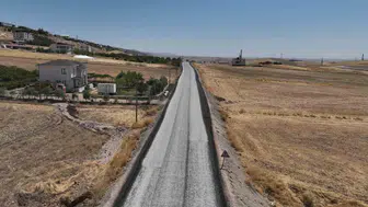 Diyarbakır'da 9 ilçede yol seferberliği Köy yolları asfaltla buluşuyor