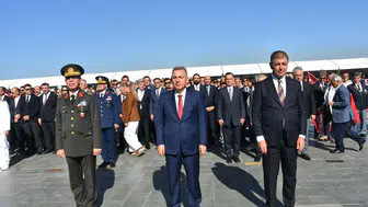 İzmir'in kurtuluşunda 104 yıllık gurur: Süvari birliği tarihi anları yeniden yaşattı