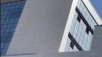 Çatıdaki çaresiz bekleyiş: Emeğinin karşılığını alamayınca canına kastetti