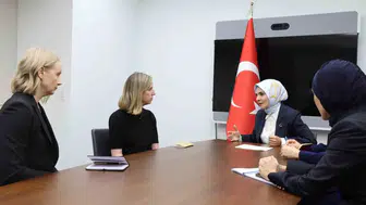 Dijital dünyada çocukları koruma zirvesi: Bakan Göktaş'tan YouTube'a kritik çağrı