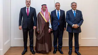 Diplomasinin kalbi New York'ta attı: Dörtlü zirvede kritik buluşma