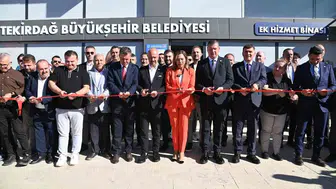 Ergene'de belediye hizmetleri tek çatı altında toplandı: Hem market hem ekmek büfesi açıldı