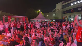 Filenin Sultanları Avrupa'nın Zirvesinde: İstanbul'da Şampiyonluk Coşkusu