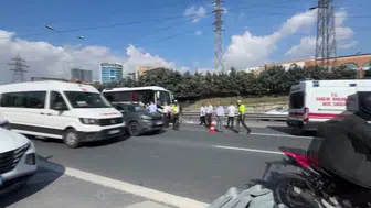 Basın Ekspres yolunda korkunç kaza: Servis minibüsü yayaya çarptı