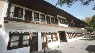 Menteşe'nin kalbi sökülüyor: Tarihi Konakaltı Kültür Merkezi vakıf mülkiyetine geçti