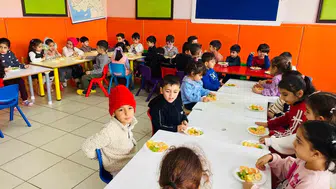 Okul yolunda ilk adım: Çocuğunuzun kaygısını yok etmeye çalışmak yerine onu nasıl güçlendirirsiniz?