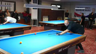 Düzce bilardo masalarında dev buluşma: 160 usta isim şampiyonluk için ter döküyor