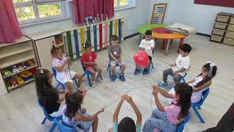 Balıkesir'de ders zili öncesi büyük heyecan: Minikler okul sıralarıyla tanıştı