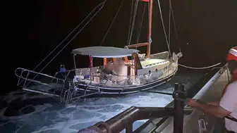 Marmaris açıklarında korku dolu anlar: Sürüklenen yelkenli için seferberlik
