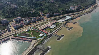 Rize'de selin ardından geriye balçıkla kaplı bir şehir kaldı: Hasar tespiti için seferberlik