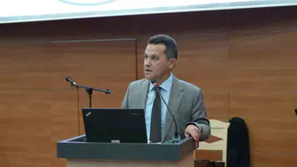 Kastamonu Üniversitesi'nde Yeni Dönem: Rektör Topal'dan Geleceğin Mimarlarına Kritik Uyarı