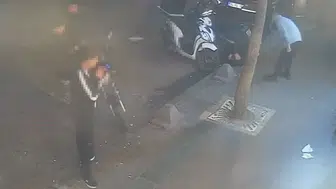Sokak ortasında dehşet saçan 17 yaşındaki saldırgan cezaevine gönderildi
