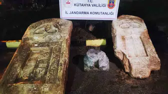 Kütahya'da jandarmadan tarihi eser operasyonu: Tonlarca ağırlıktaki miras ele geçirildi