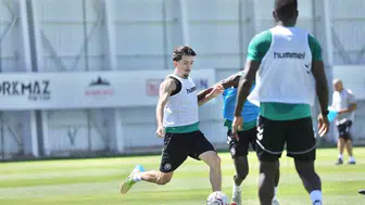 Konyaspor'da Trabzonspor mesaisi: İlhan Palut'un öğrencileri galibiyete odaklandı