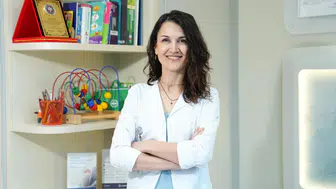 Minik Adımlarda Büyük Hata: Ebeveynlerin Ayakkabı Seçimindeki Yanılgıları