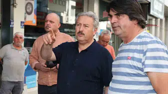 Melikgazi'de gece mesaisi: Şehrin kalbindeki yaya yolları baştan aşağı yenileniyor
