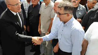 Mehmet Şimşek'in Aksaray mesaisi: Ekonomi gündemini yerinde değerlendirdi
