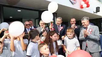 Trabzon'da ders zili heyecanı: Geleceğin mimarları sınıflarına kavuştu