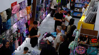 Van'da okul zili çalmadan raflar boşaldı: Bazı ürünler şimdiden tükendi