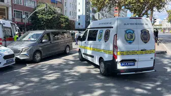 Aksaray'da trafik dehşeti: Kırmızı ışık kuralını hiçe sayan genç iki aracın altında kalarak can verdi