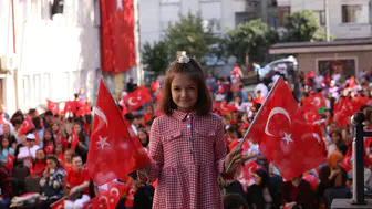 Okul zili çalmadan biyolojik saati kurun: Uzmanından velilere kritik uyku stratejisi