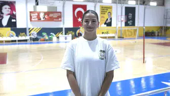 Mersin'in ücretsiz kurslarında keşfedildi: Şimdi Avrupa kürsüsünde gururumuz