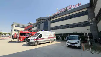 Hassa Devlet Hastanesi'nde nefes kesen anlar: Yangın senaryosu gerçeği aratmadı
