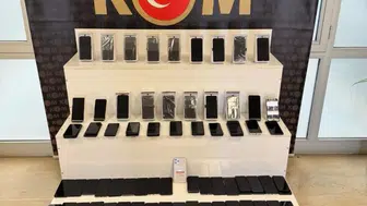 Muş'ta şüpheli araç durduruldu: İçinden çıkanlar emniyet güçlerini bile şaşırttı