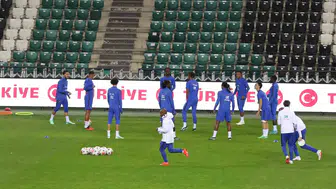 Zidane yönetimindeki Fransa Kocaeli'de sahaya indi: Kritik randevu öncesi son prova