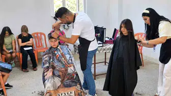 Söke'nin kırsalında berber ayağa geldi: Çocukların yüzü gülüyor