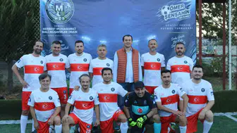 Denizli'de yeşil sahalarda vefa rüzgarı: Kaybedilen meslektaşın ismi yaşatılıyor