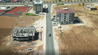 Haliliye'de ulaşım seferberliği: Kendi asfaltını üretiyor, yolları yeniliyor