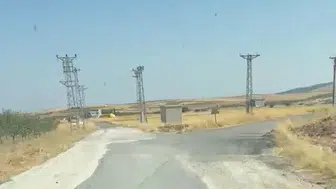 Bebek Köyü sakinlerinden ulaşım isyanı: Yollarımız köstebek yuvasına döndü