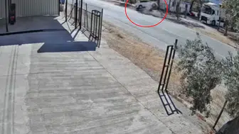 Orhangazi'de korku dolu anlar: Kontrolden çıkan otomobil takla attı