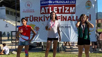 Denizli pistinde Sivas rüzgarı: Genç yetenek zirveye adını yazdırdı