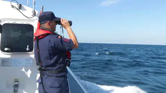 Marmara'nın derinliklerinde zamana karşı yarış: 10 denizciyi arama çalışmaları sürüyor
