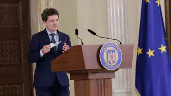 Bükreş'te kritik görev: Avrupa Parlamentosu'ndan gelen isim hükümeti kurmak için kolları sıvadı