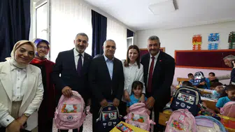 Dilovası'nda minik öğrencilerin ilk ders heyecanına anlamlı destek