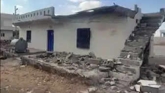 Şanlıurfa'da korkutan sarsıntı: Bir ev enkaza döndü