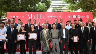 Antalya'da Ahilik Ruhu: Turistlere Dürüstlük Mirasını Anlatmak